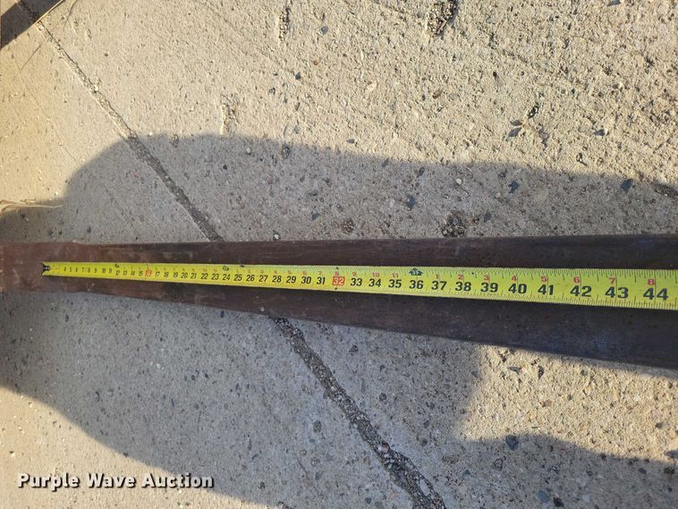 image for item EA2716 1994 Case 585E forklift