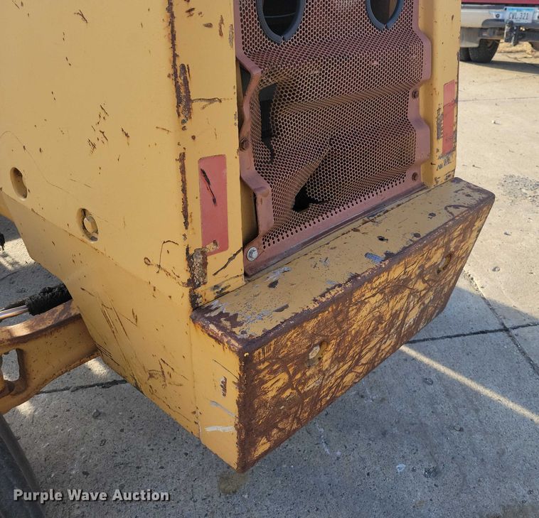 image for item EA2716 1994 Case 585E forklift