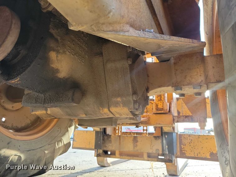 image for item EA2716 1994 Case 585E forklift