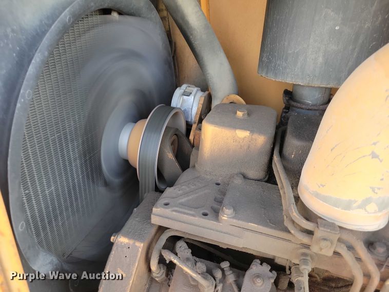 image for item EA2716 1994 Case 585E forklift