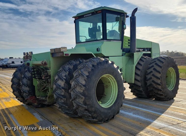 image for item EA2717 1983 Steiger Panther KP-1360 4WD tractor