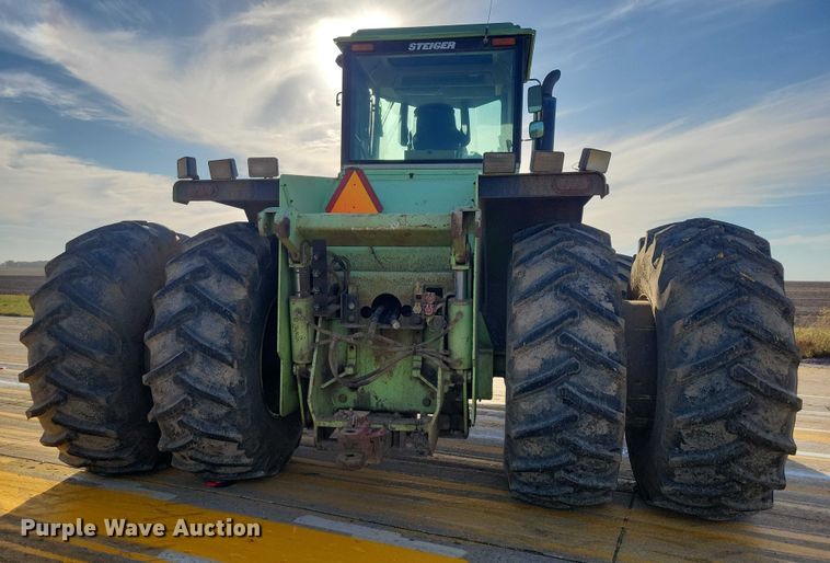 image for item EA2717 1983 Steiger Panther KP-1360 4WD tractor