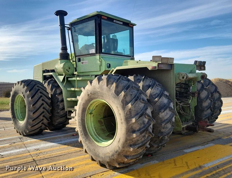 image for item EA2717 1983 Steiger Panther KP-1360 4WD tractor