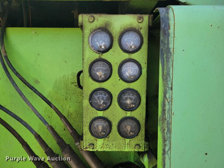 image for item EA2717 1983 Steiger Panther KP-1360 4WD tractor