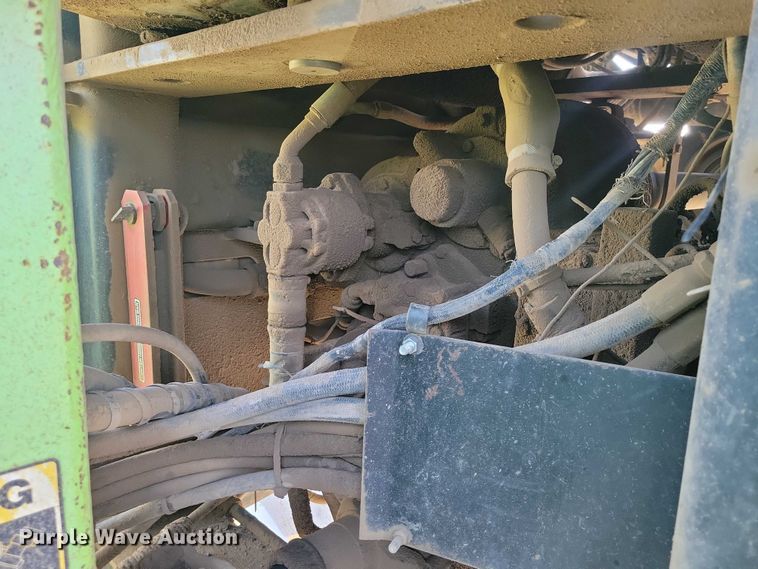 image for item EA2717 1983 Steiger Panther KP-1360 4WD tractor