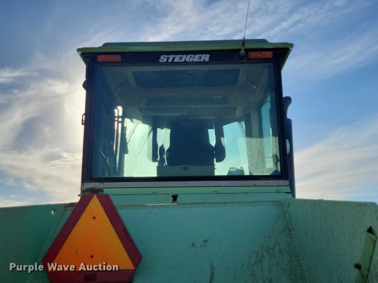 image for item EA2717 1983 Steiger Panther KP-1360 4WD tractor