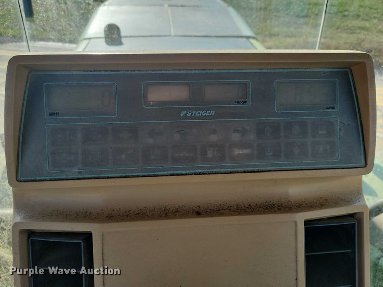 image for item EA2717 1983 Steiger Panther KP-1360 4WD tractor