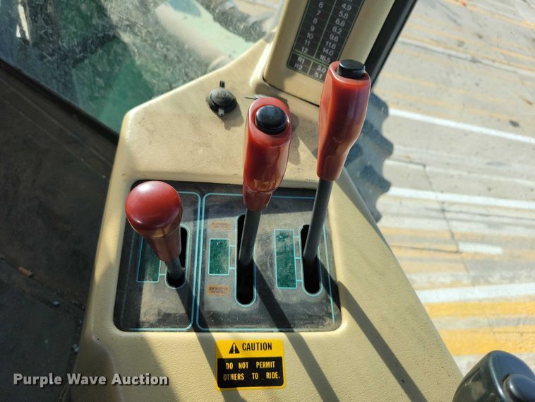 image for item EA2717 1983 Steiger Panther KP-1360 4WD tractor