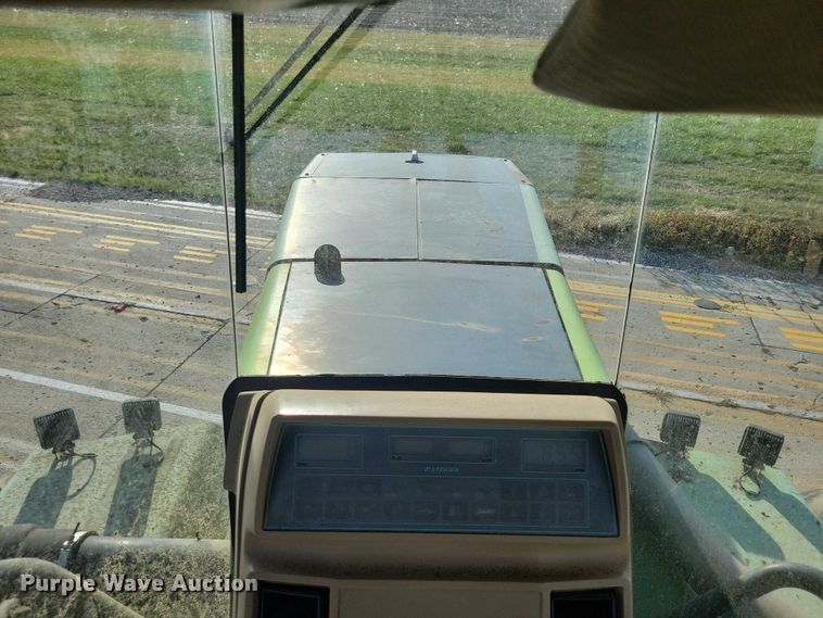 image for item EA2717 1983 Steiger Panther KP-1360 4WD tractor