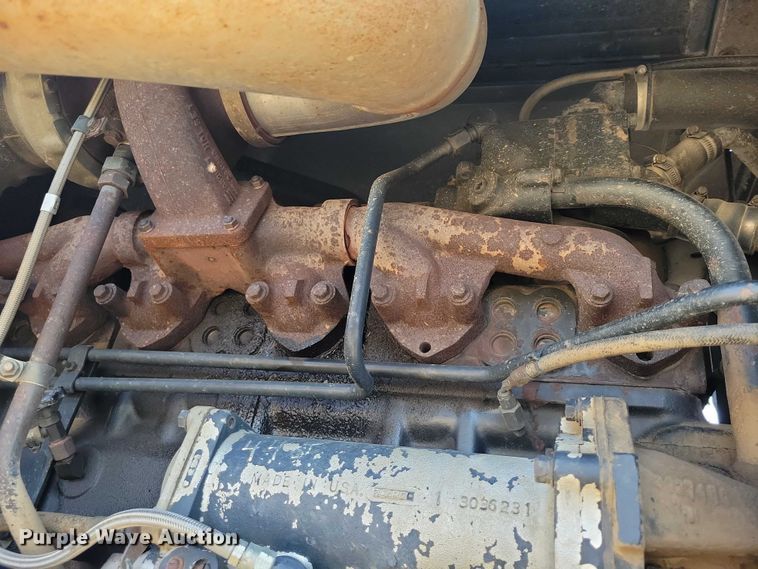 image for item EA2717 1983 Steiger Panther KP-1360 4WD tractor