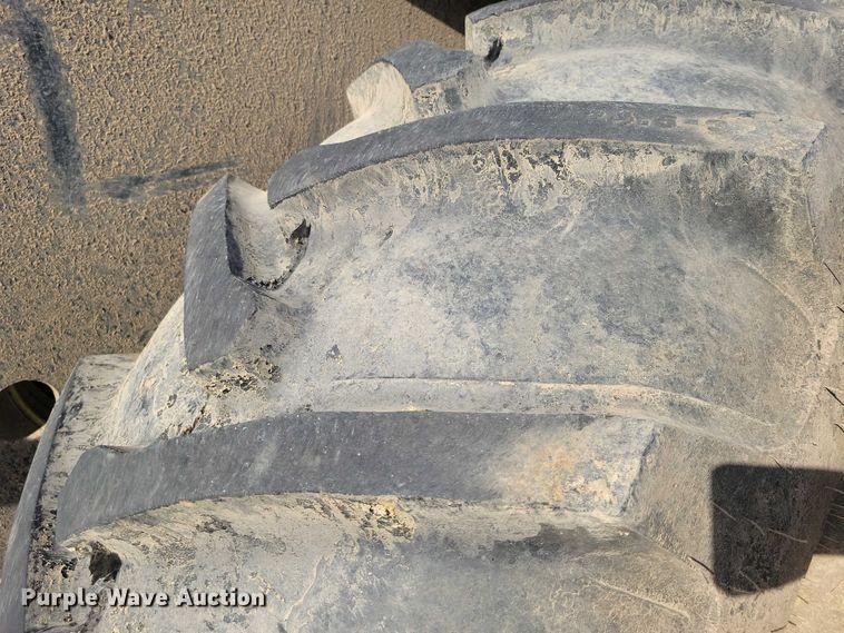 image for item EA2717 1983 Steiger Panther KP-1360 4WD tractor