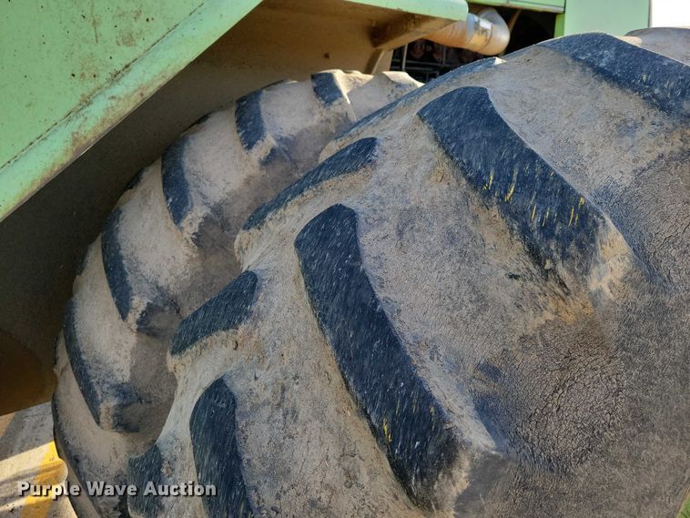 image for item EA2717 1983 Steiger Panther KP-1360 4WD tractor