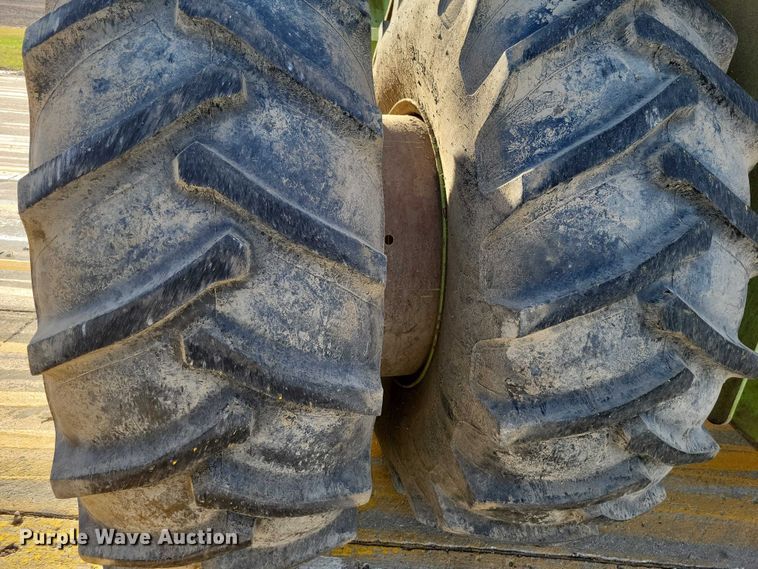 image for item EA2717 1983 Steiger Panther KP-1360 4WD tractor