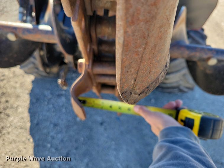 image for item EA2719 Toro RT600 trencher