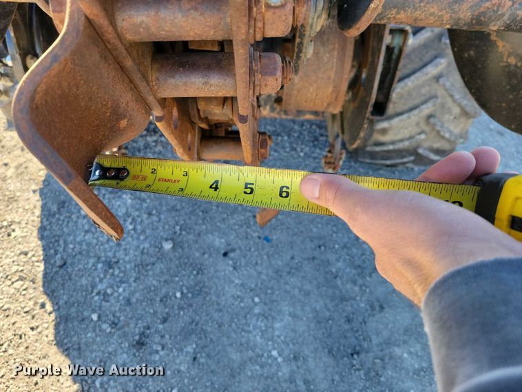 image for item EA2719 Toro RT600 trencher