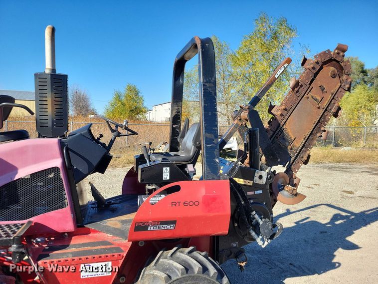 image for item EA2719 Toro RT600 trencher