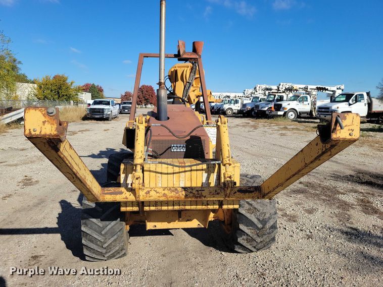 image for item EA2720 1995 Case 660 cable plow