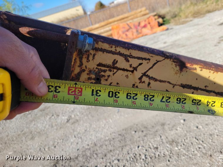 image for item EA2720 1995 Case 660 cable plow