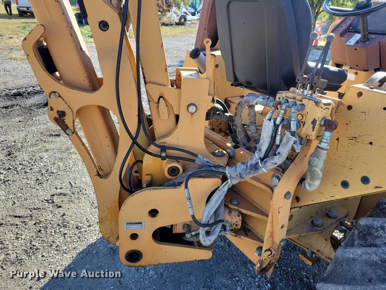 image for item EA2720 1995 Case 660 cable plow