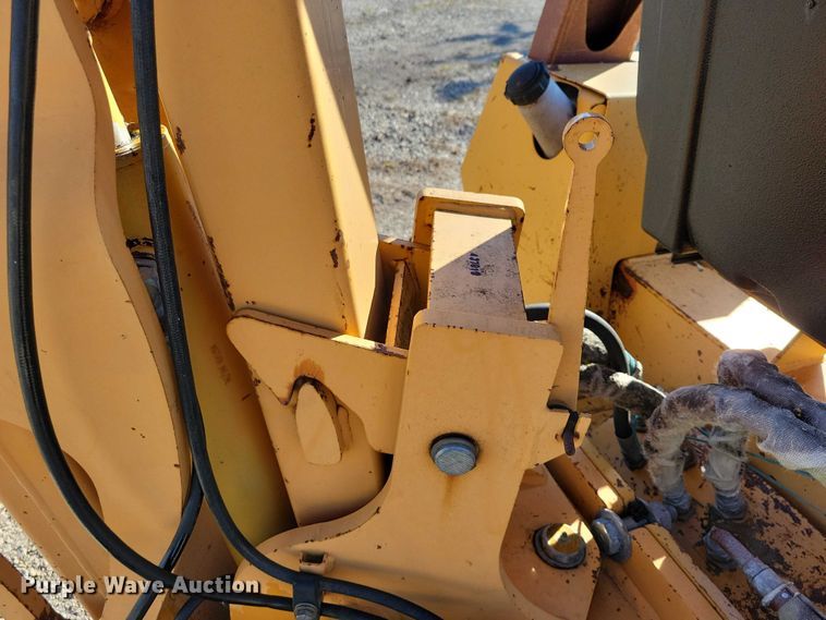 image for item EA2720 1995 Case 660 cable plow