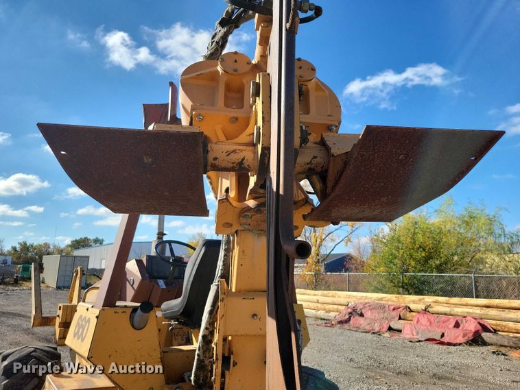 image for item EA2720 1995 Case 660 cable plow