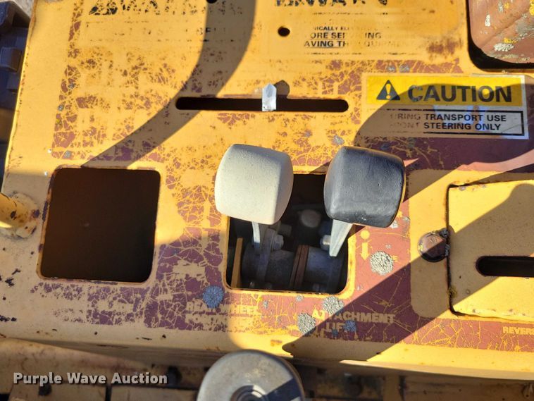 image for item EA2720 1995 Case 660 cable plow