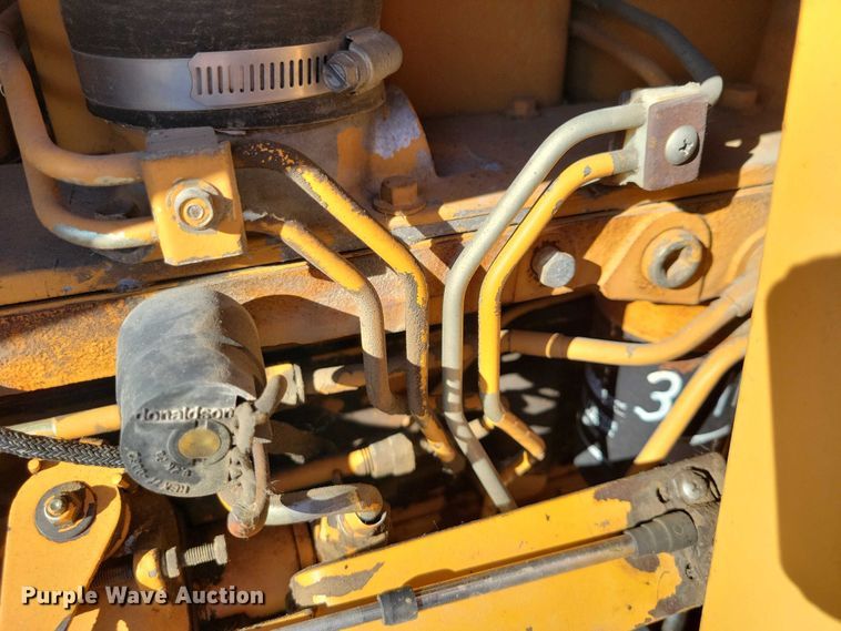 image for item EA2720 1995 Case 660 cable plow