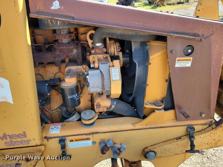 image for item EA2720 1995 Case 660 cable plow