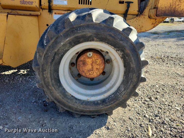 image for item EA2720 1995 Case 660 cable plow