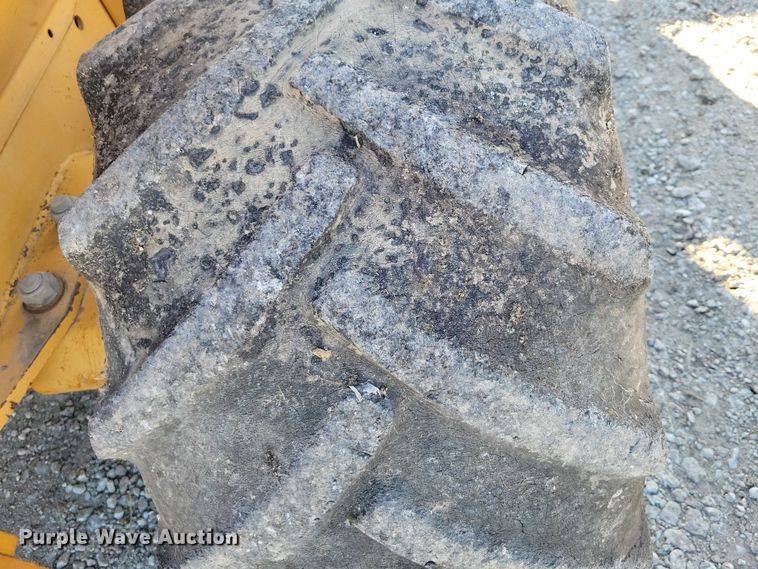 image for item EA2720 1995 Case 660 cable plow