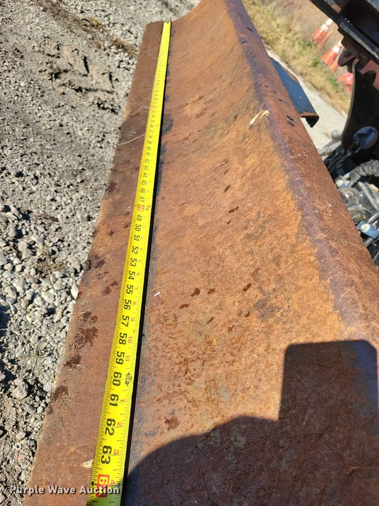 image for item EA2721 Toro RT600 trencher