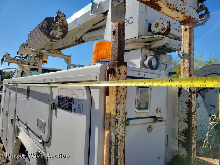 image for item EA2722 1998 Ford F8000 digger derrick truck