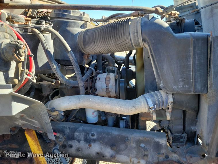 image for item EA2722 1998 Ford F8000 digger derrick truck