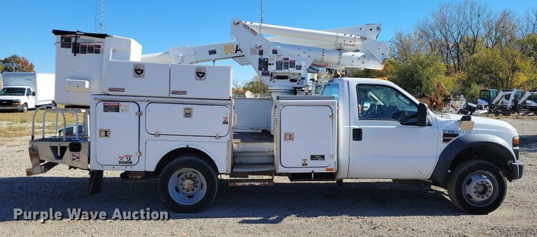 CAMIóN CON CANASTILLA 2008 FORD ALTEC