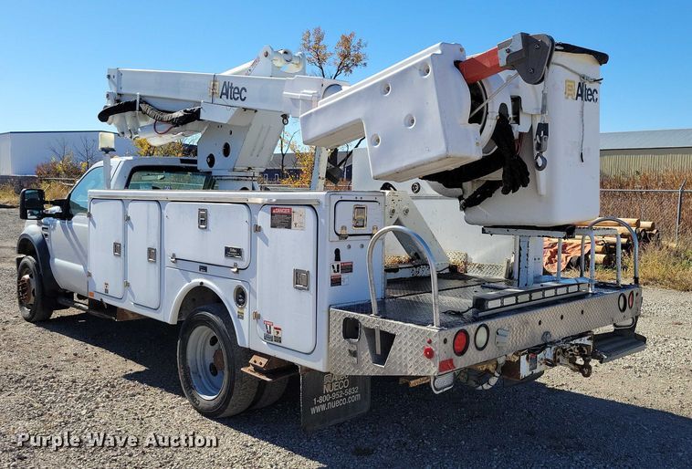 image for item EA2723 2008 Ford F550 Super Duty bucket truck