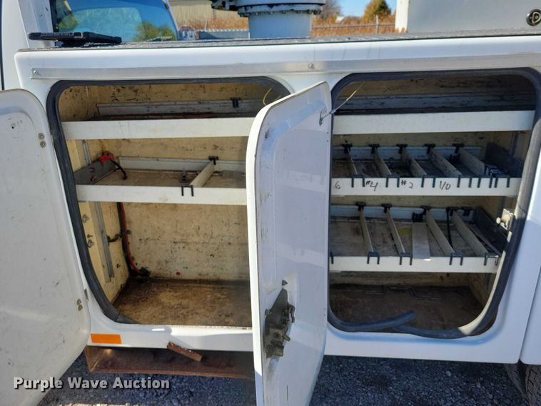 image for item EA2723 2008 Ford F550 Super Duty bucket truck