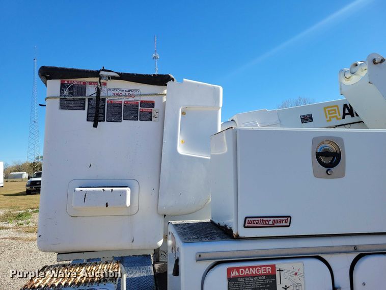 image for item EA2723 2008 Ford F550 Super Duty bucket truck