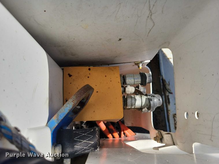 image for item EA2723 2008 Ford F550 Super Duty bucket truck