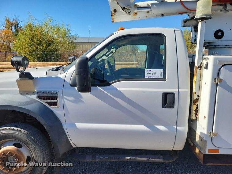 image for item EA2723 2008 Ford F550 Super Duty bucket truck