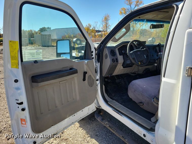 image for item EA2723 2008 Ford F550 Super Duty bucket truck