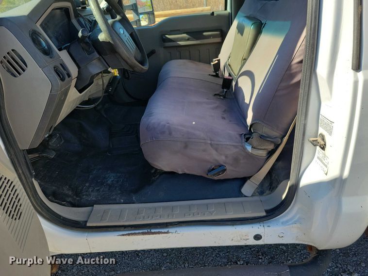 image for item EA2723 2008 Ford F550 Super Duty bucket truck