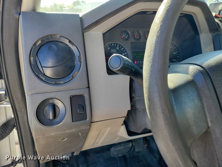 image for item EA2723 2008 Ford F550 Super Duty bucket truck