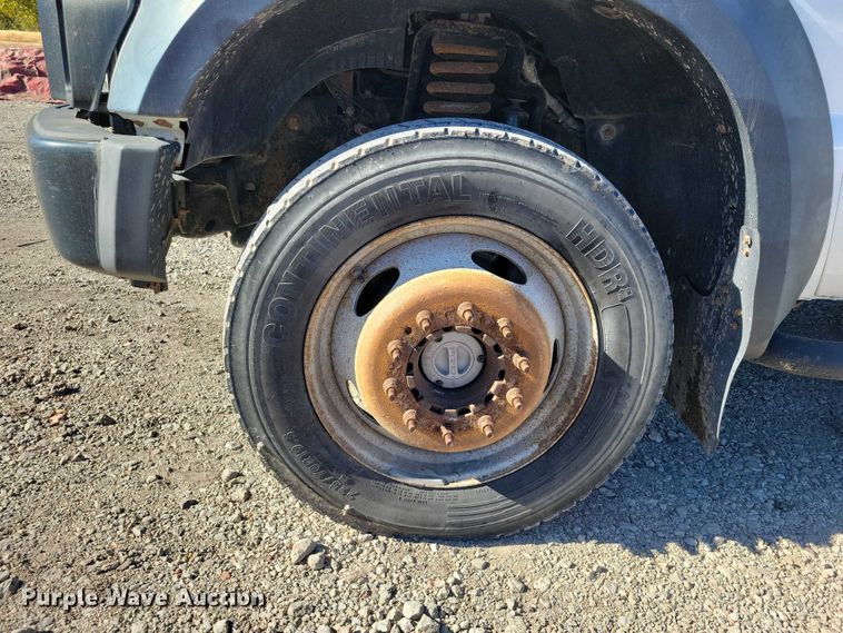 image for item EA2723 2008 Ford F550 Super Duty bucket truck