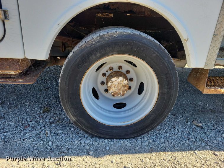 image for item EA2723 2008 Ford F550 Super Duty bucket truck