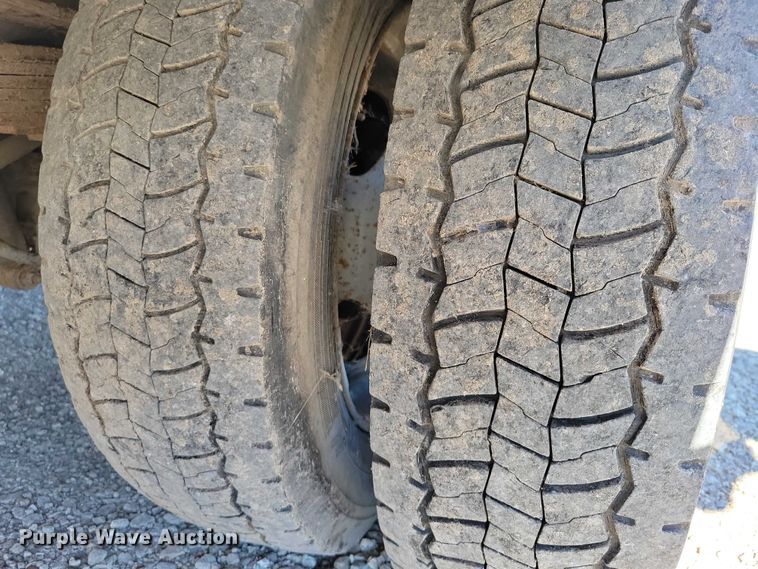 image for item EA2723 2008 Ford F550 Super Duty bucket truck