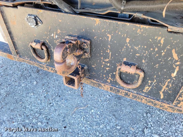 image for item EA2724 2006 Ford F550 Super Duty flatbed truck