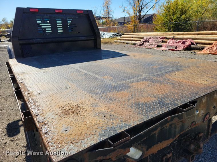 image for item EA2724 2006 Ford F550 Super Duty flatbed truck