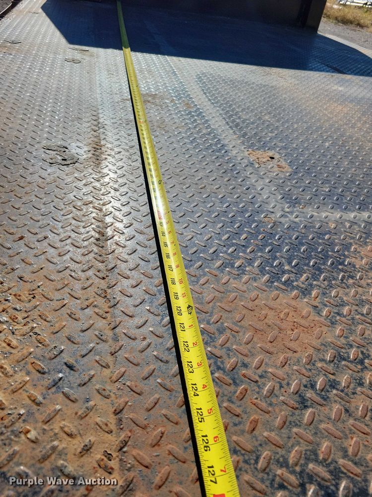 image for item EA2724 2006 Ford F550 Super Duty flatbed truck