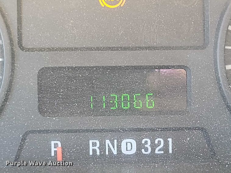 image for item EA2724 2006 Ford F550 Super Duty flatbed truck