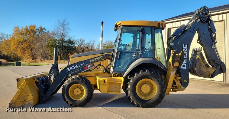image for item EA2726 2010 John Deere 310SJ TC backhoe